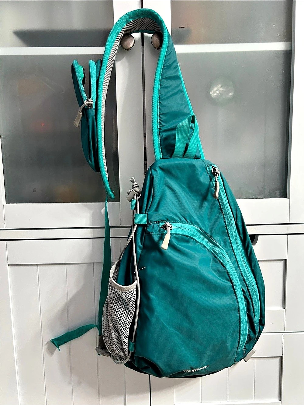 Eddie Bauer Ripstop 8L Shoulder Sling Pack – Dark Evergreen/Teal Blue EUC